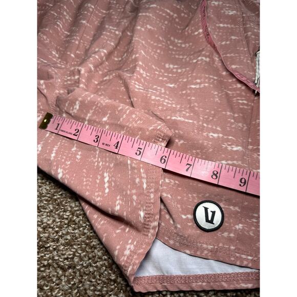 Vuori cap shorts mens medium athleisure workout running jogging hiking beach - Picture 9 of 10